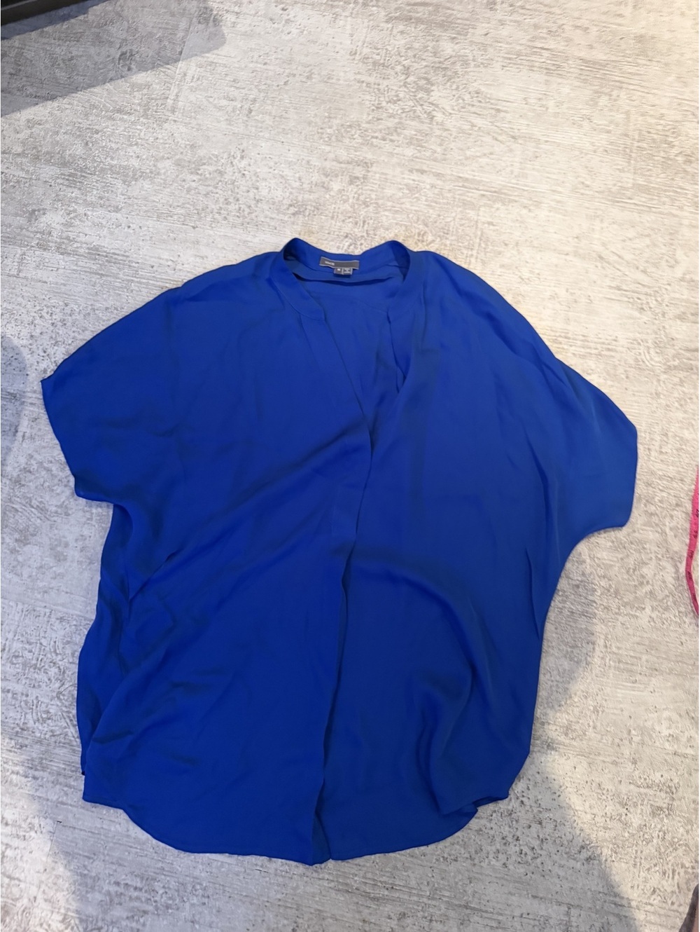 VINCE Cobalt Blue 100% Silk Short Sleeve V Neck Blouse medium